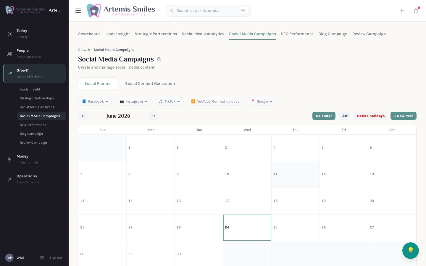 Social planner and content generation screen